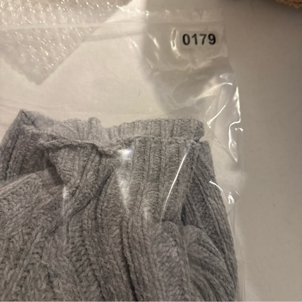 American Eagle women’s XS long sleeve sweater crop high neck grey Y2K Preppy - Picture 9 of 9